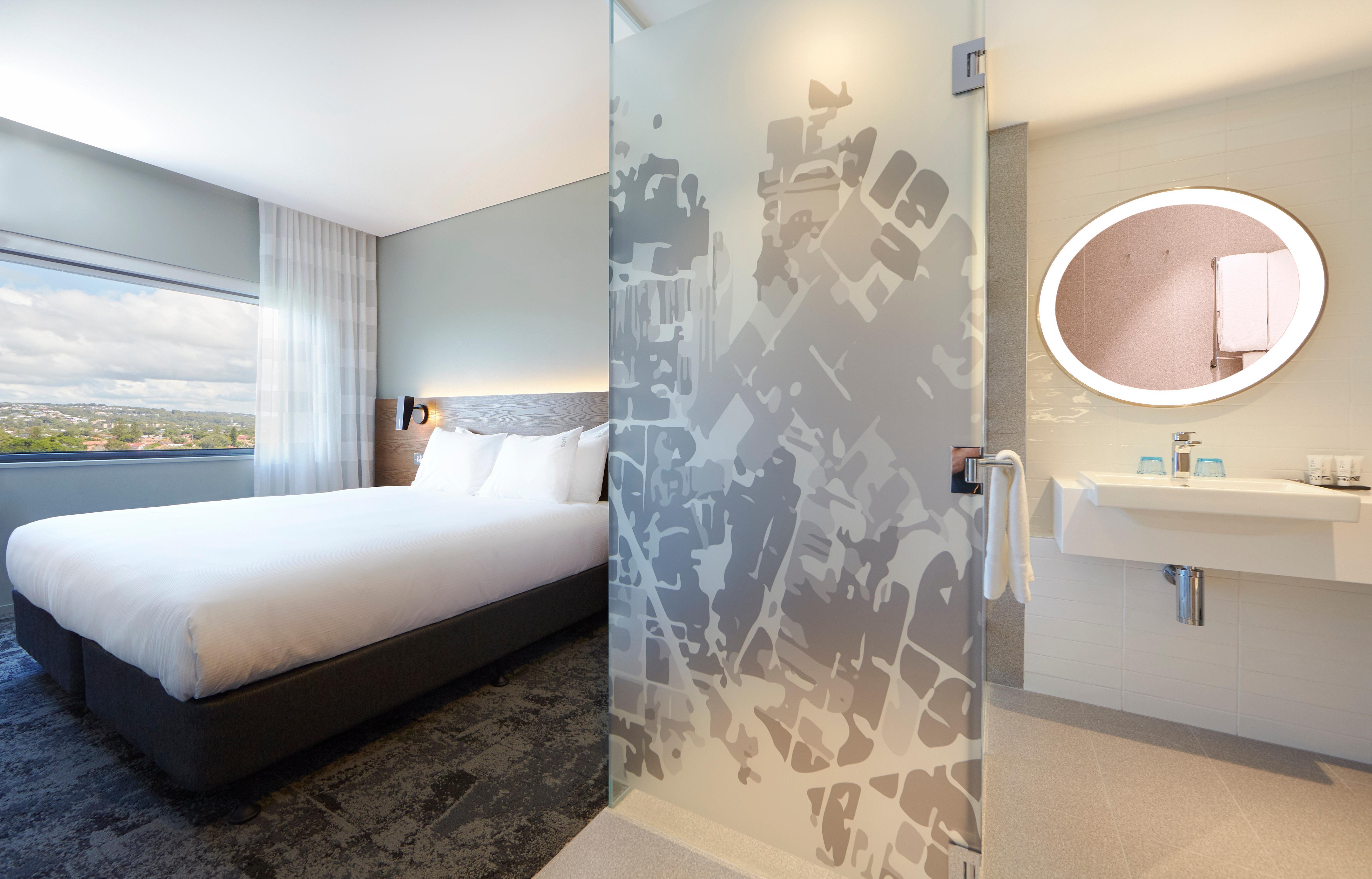 Holiday Inn Express Newcastle By Ihg Exterior photo