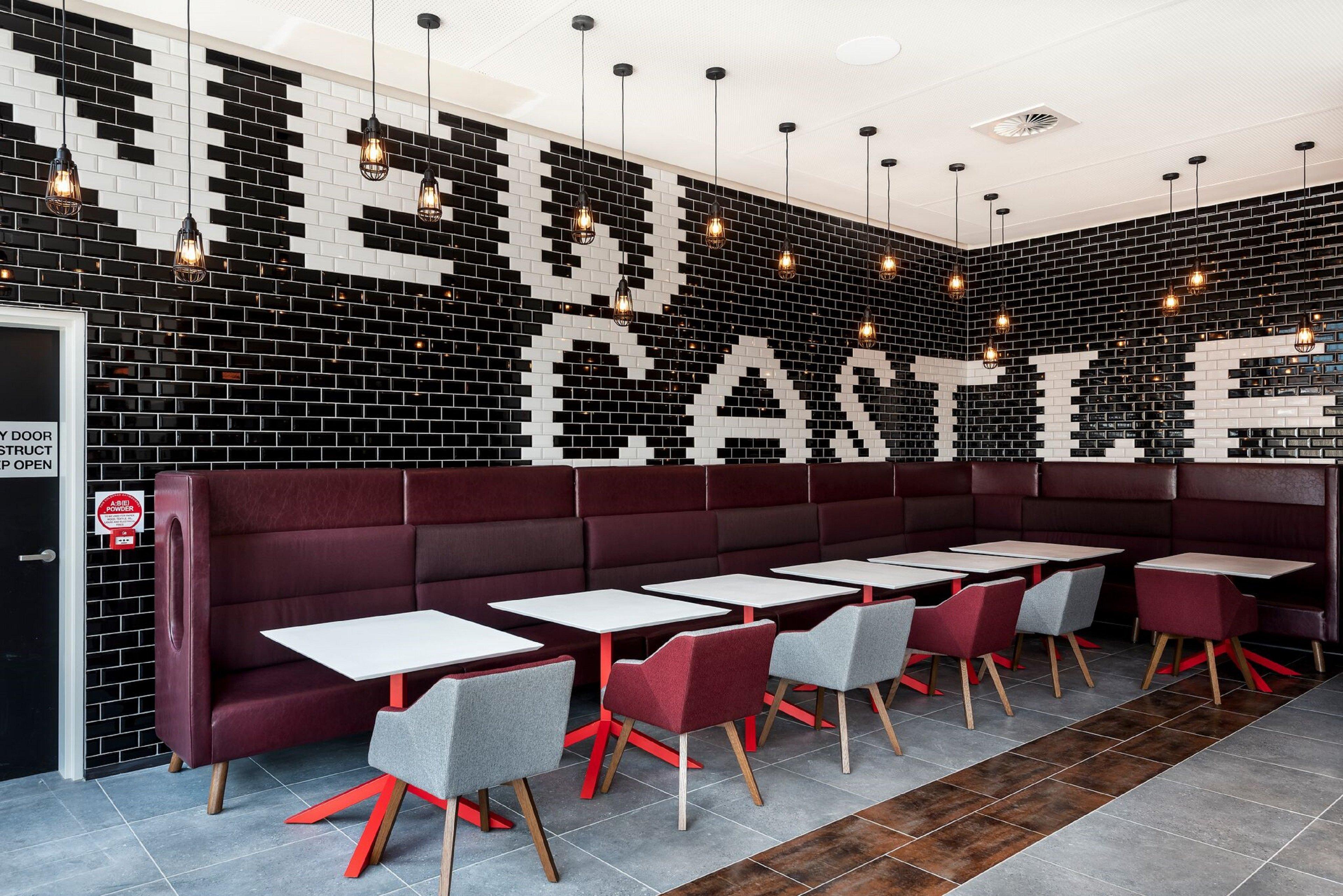 Holiday Inn Express Newcastle By Ihg Exterior photo