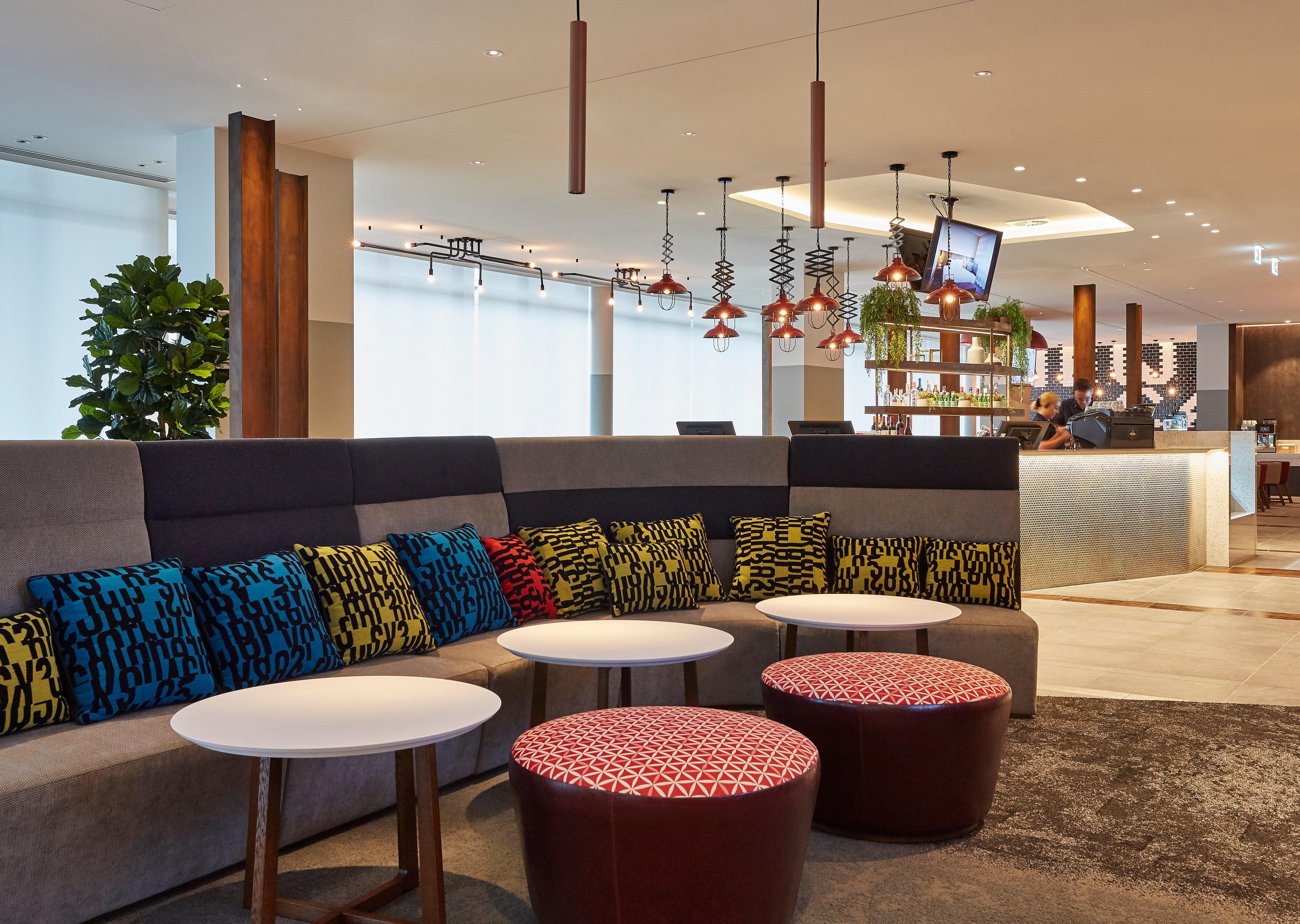 Holiday Inn Express Newcastle By Ihg Exterior photo